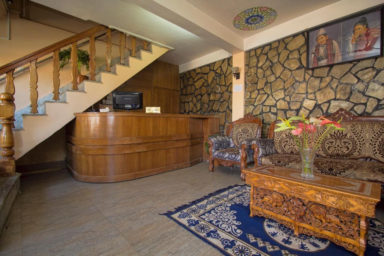 Oyo 23409 Lama Dhim Hotel Калимпонг Екстериор снимка